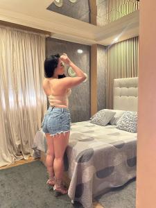 632935408: Chica busca chico en Málaga