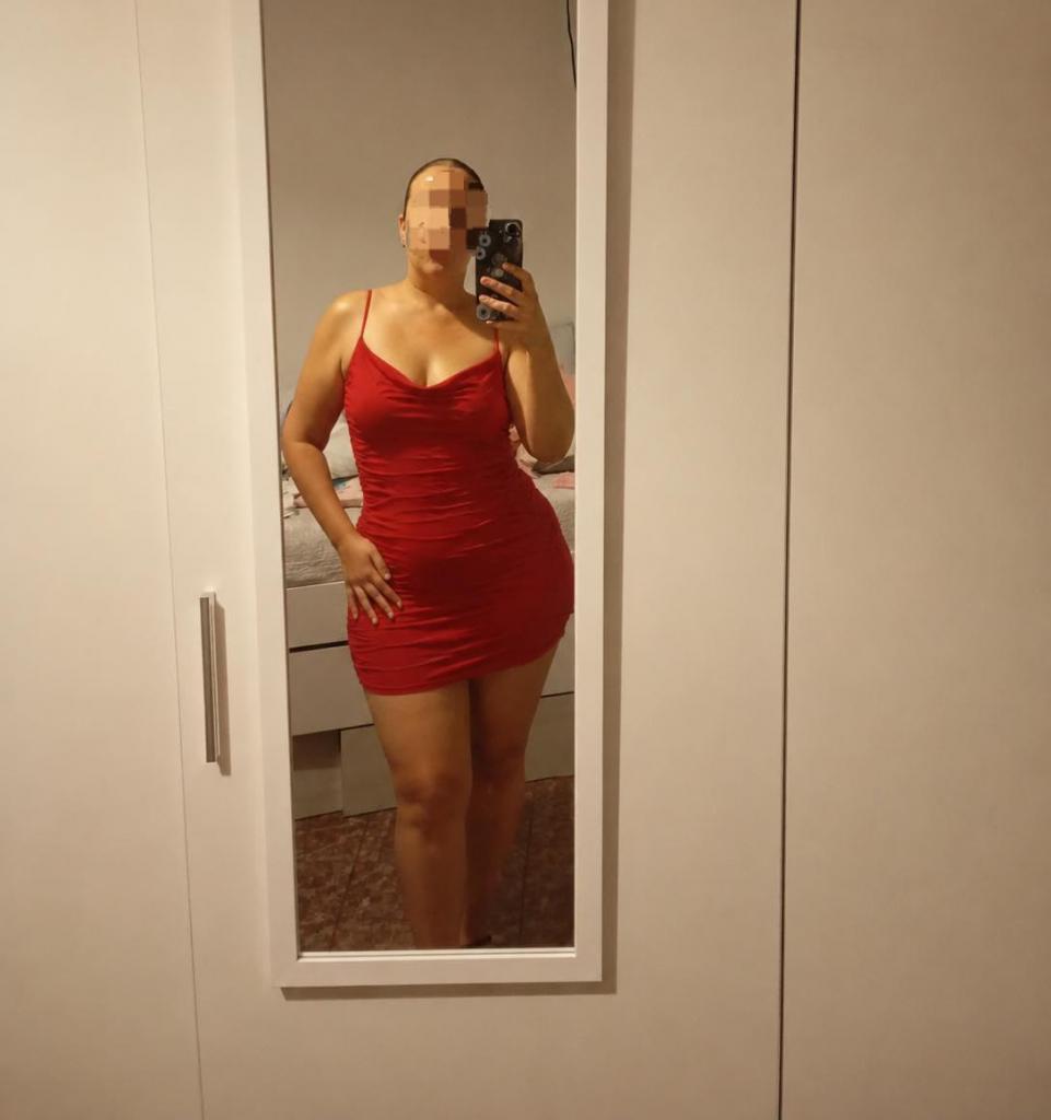 Chica busca chico en Almería: 