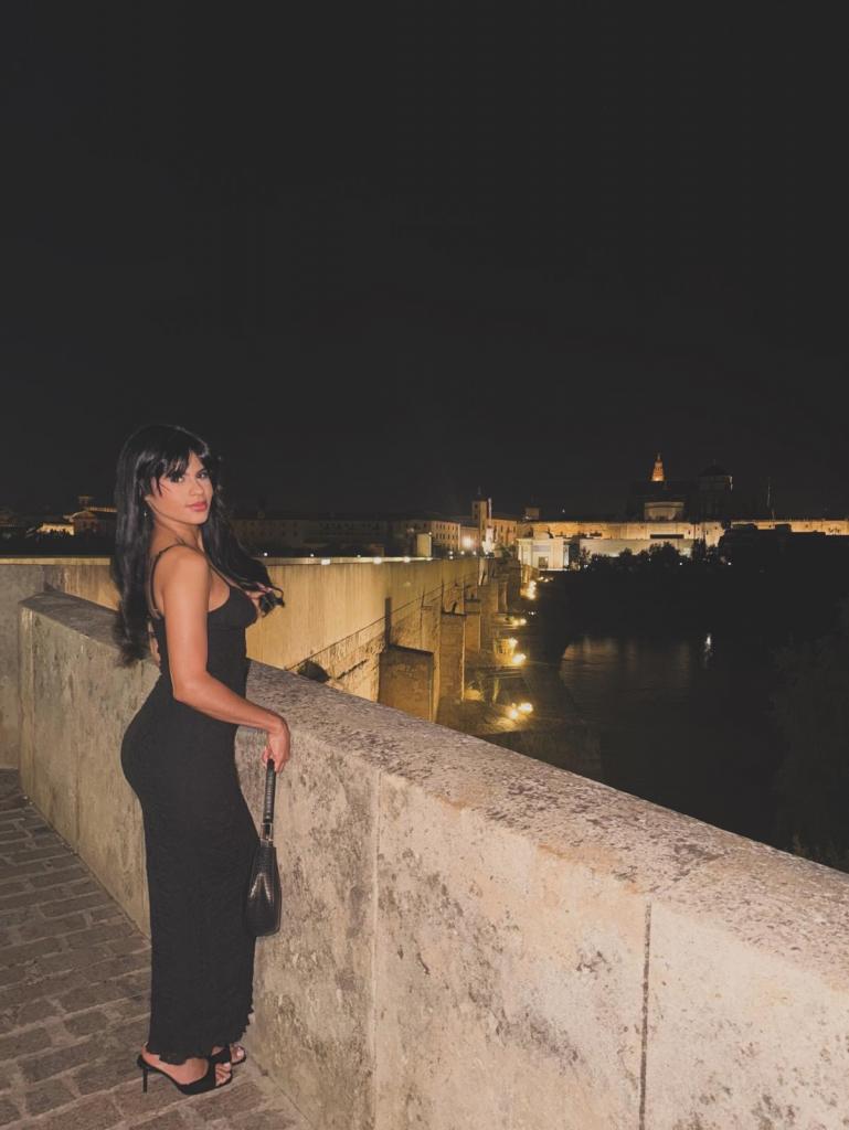 Chica busca chico en Jaén: 