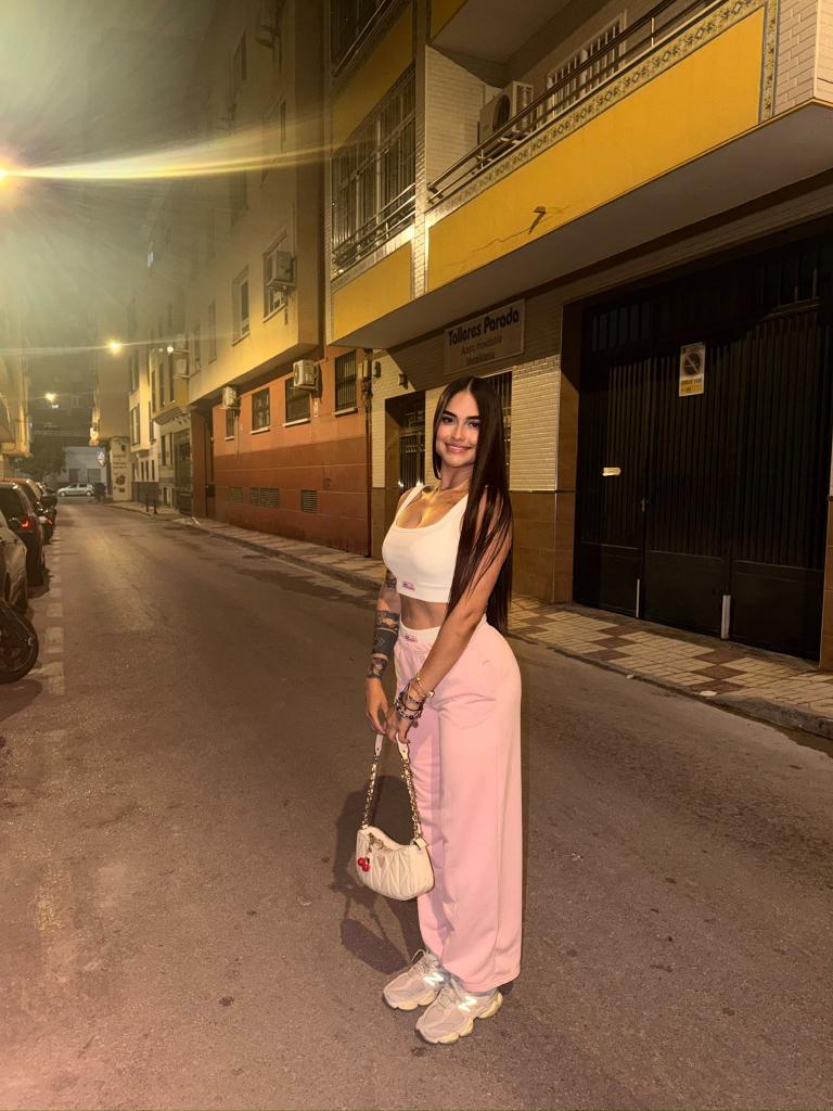 677534890: Chica busca chico en Córdoba