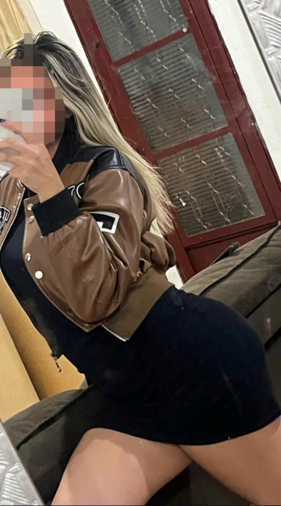 643782275: Chica busca chico en Córdoba