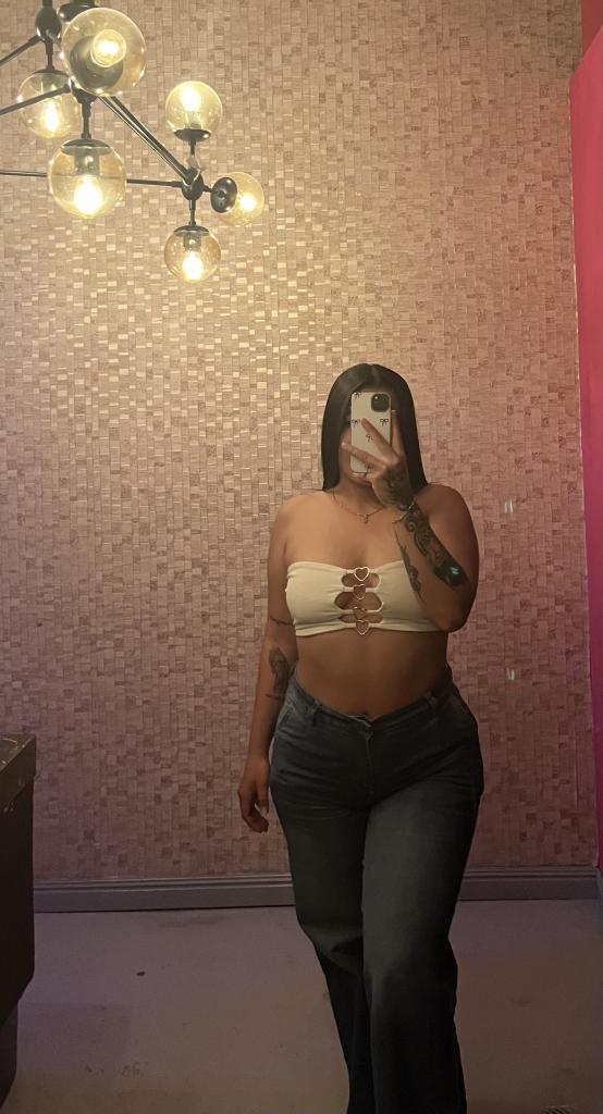 661787785: Chica busca chico en Madrid
