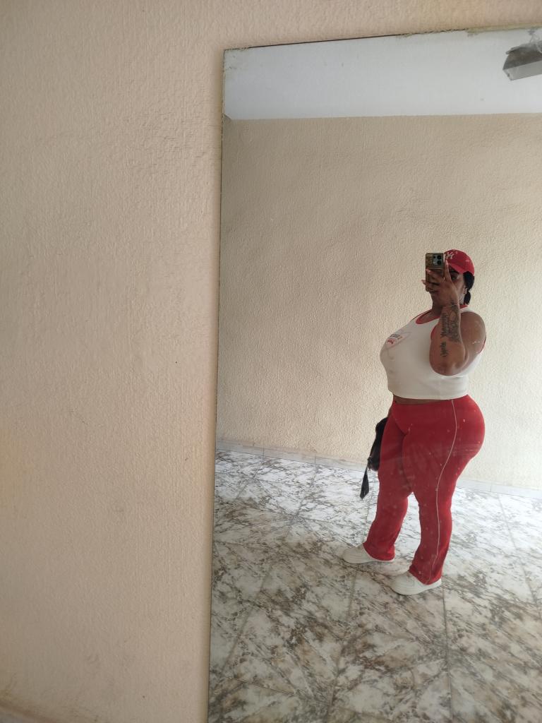 Chica busca chico en Almería: 