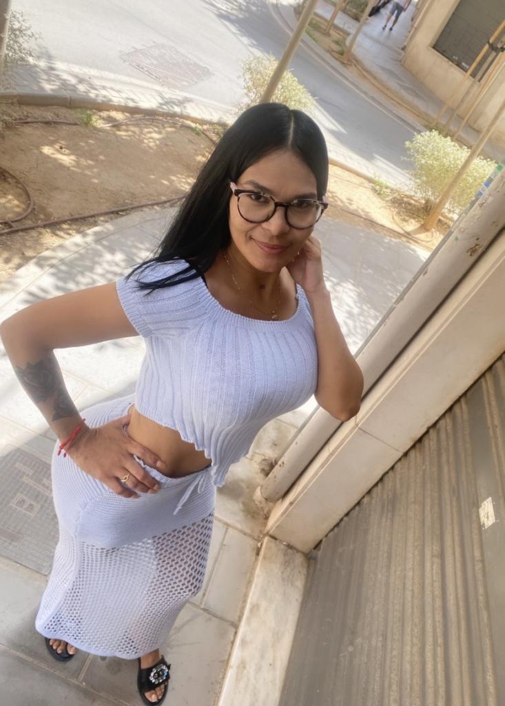674433802: Chica busca chico en Valencia