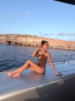 637922573: Chica busca chico en Ibiza
