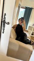 614081298: Chica busca chico en Sevilla