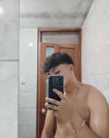 604154116: Chico busca chica en Barcelona