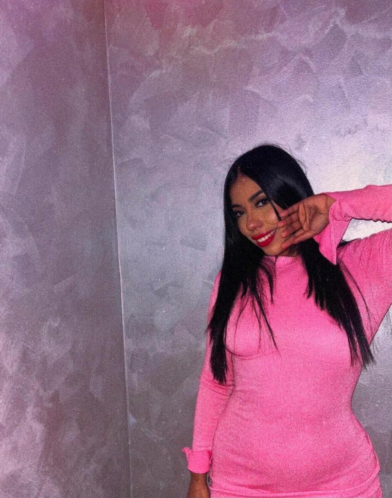 Chica busca chico en Almería: 