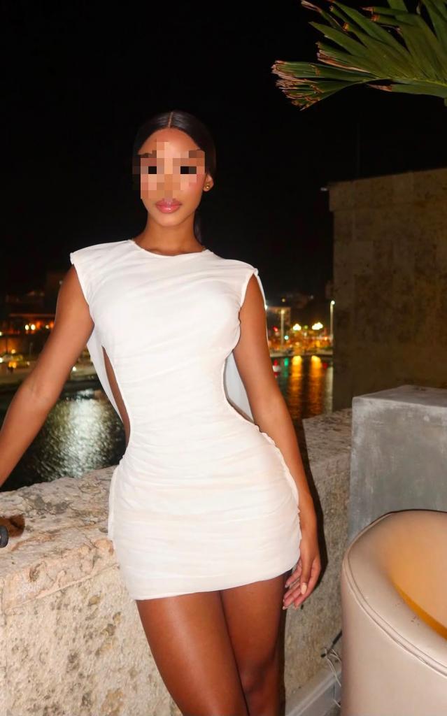 Chica busca chico en Mallorca: 