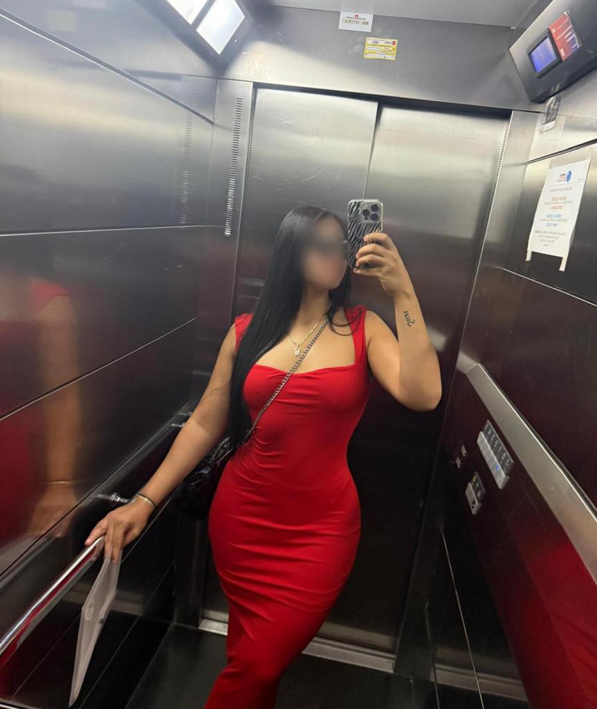 661474573: Chica busca chico en Murcia