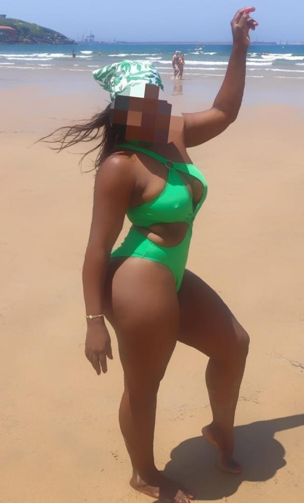 633579880: Chica busca chico en Asturias