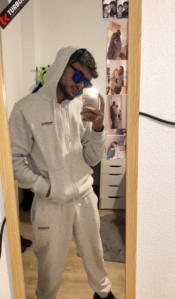 Chico busca chica en Murcia: 