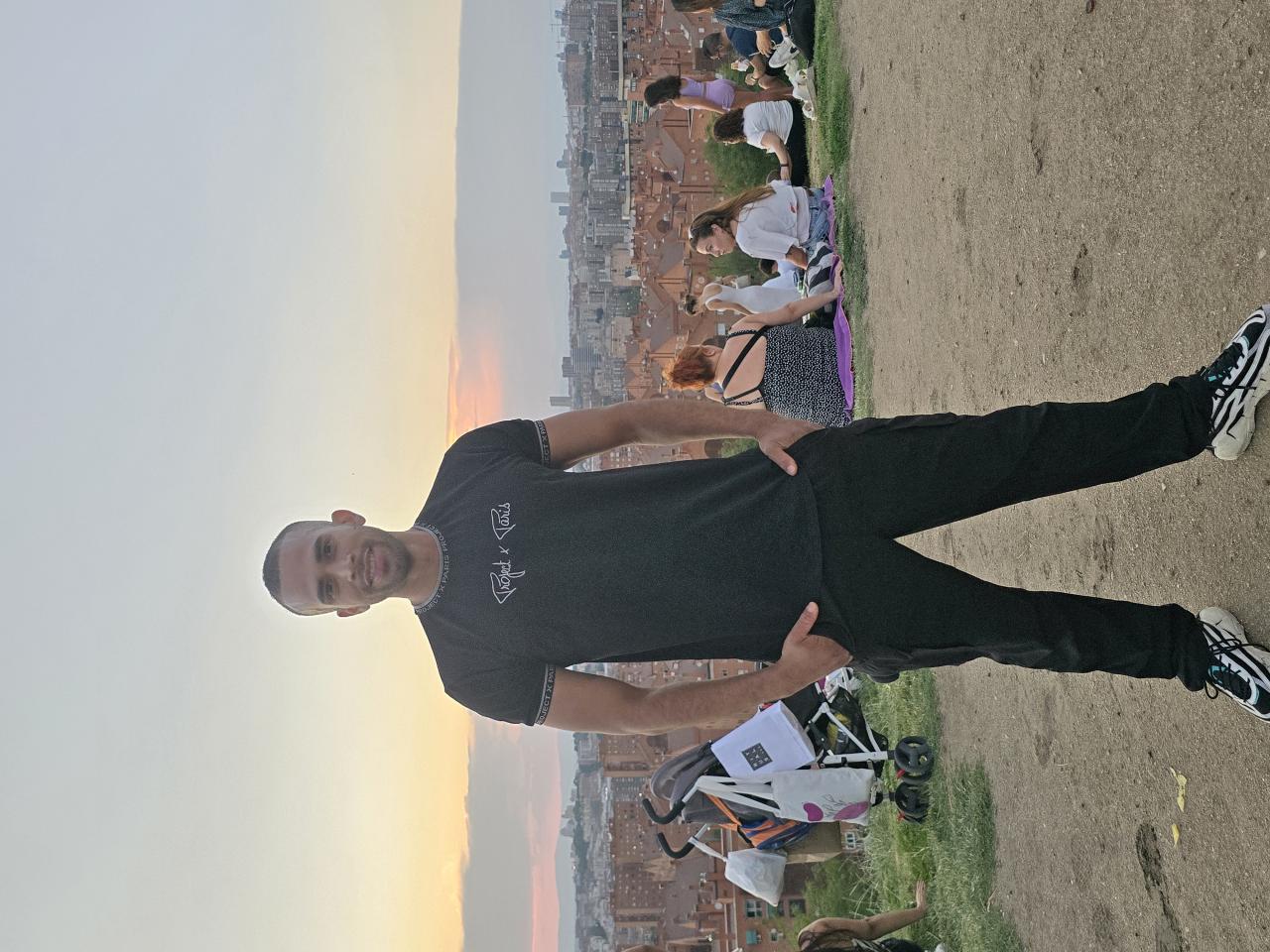 Chico busca chica en Madrid: 