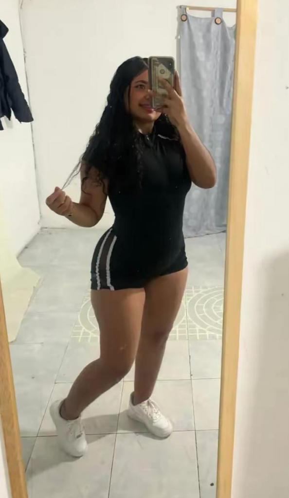Chica busca chico en Valencia: Chica busca chico