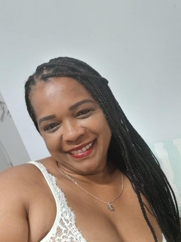 641741501: Chica busca chico en Navarra