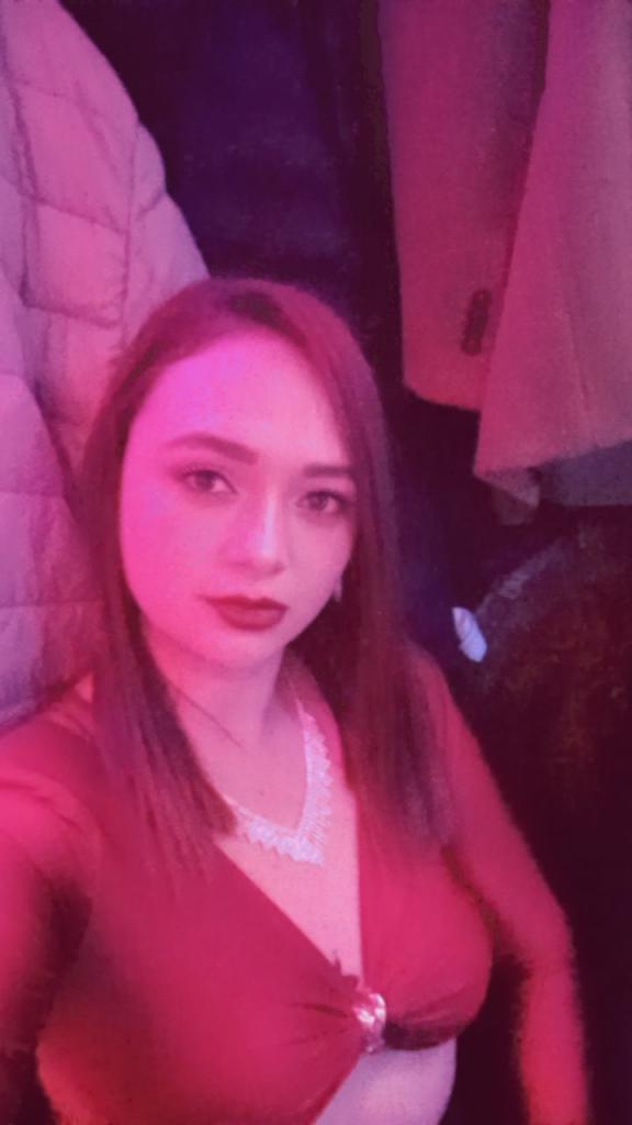 614848177: Chica busca chico en Alicante