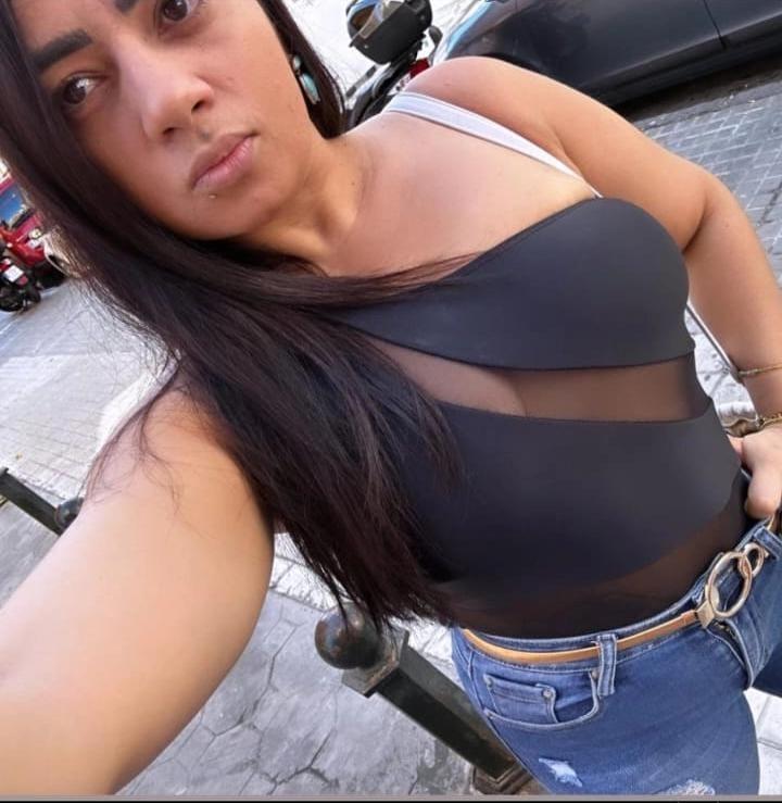 611235176: Chica busca chico en Cantabria