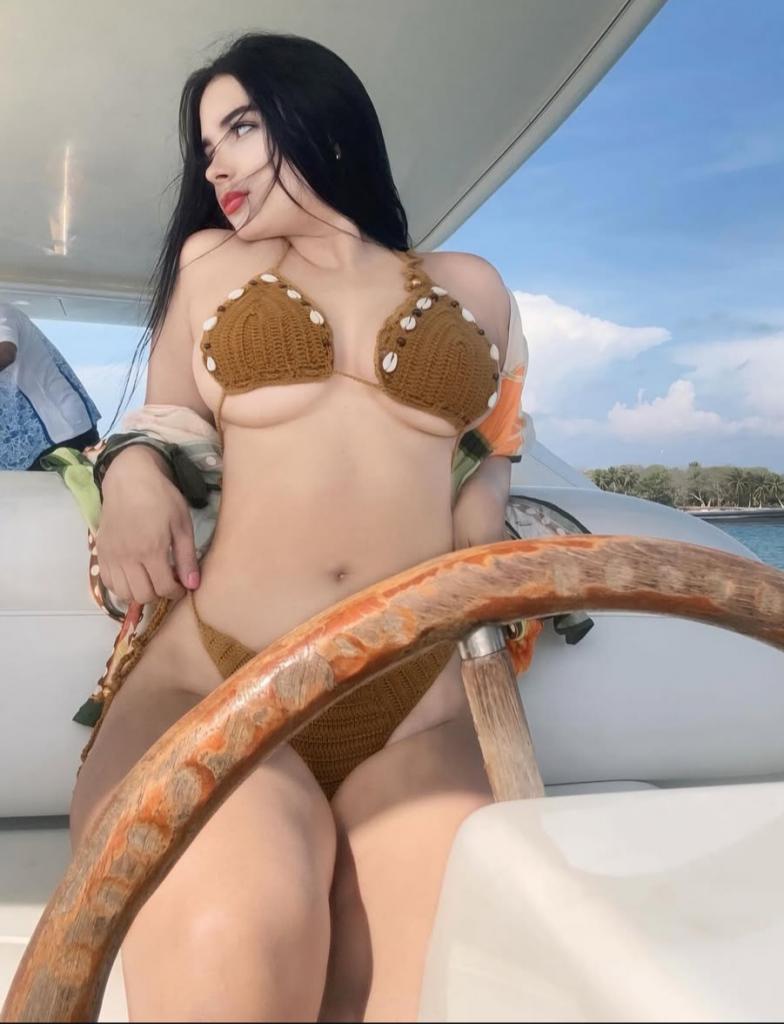 683638044: Chica busca chico en Pontevedra