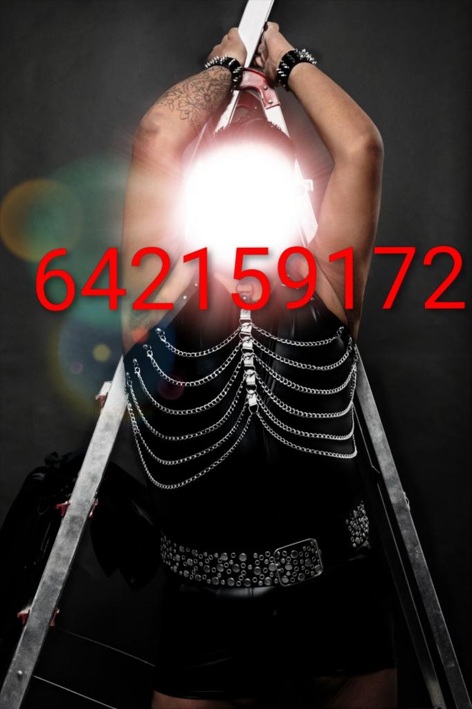 Chico busca chica en La Coruña: 