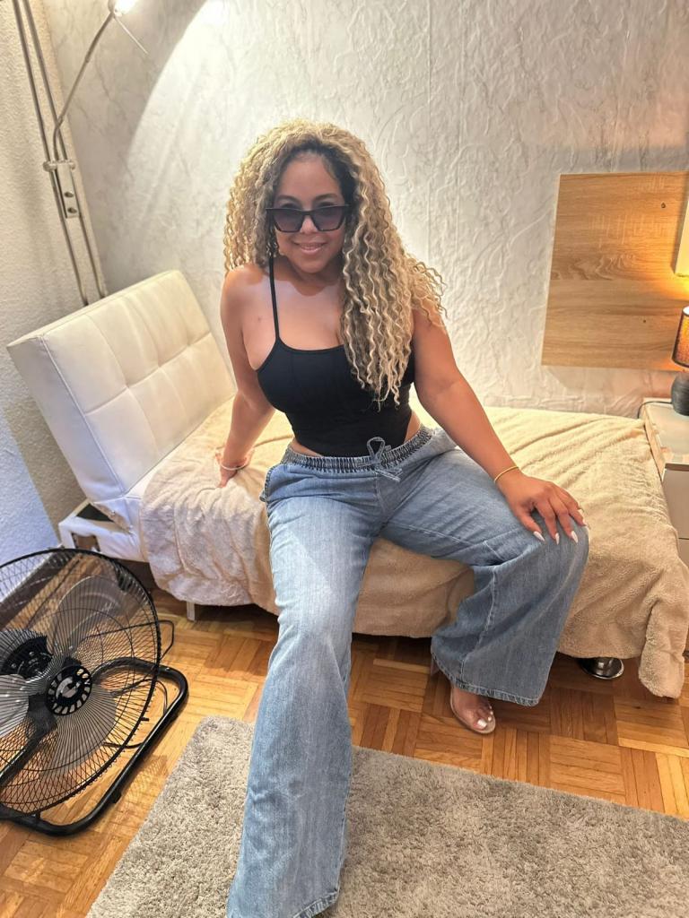 610103764: Chica busca chico en La Rioja