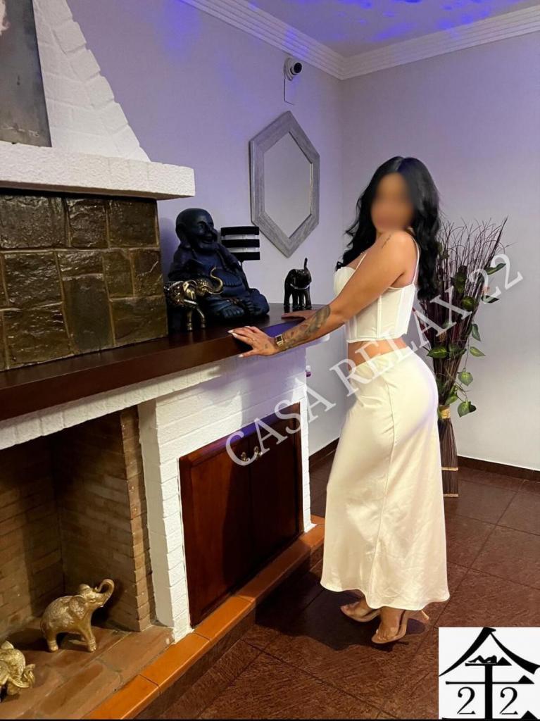 Chica busca chico en Granada: 