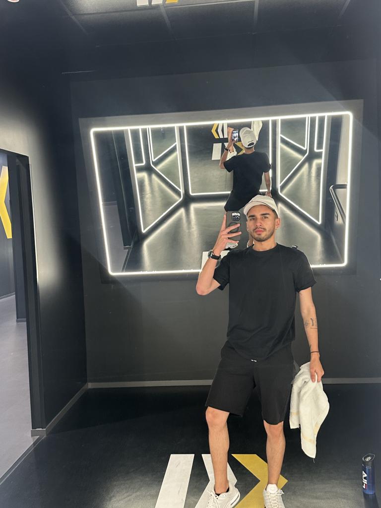 742063903: Chico busca chica en Alicante