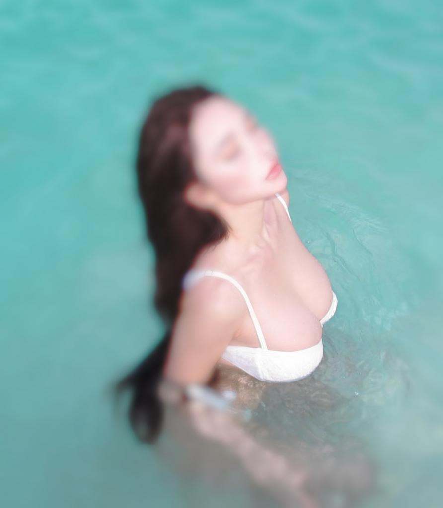 613426954: Chica busca chico en Cantabria