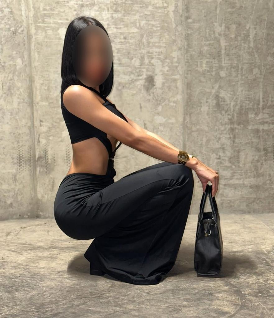 613365697: Chica busca chico en Almería