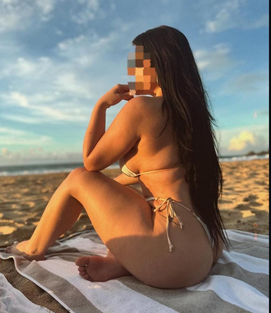 Chica busca chico en Granada: Chica busca chico