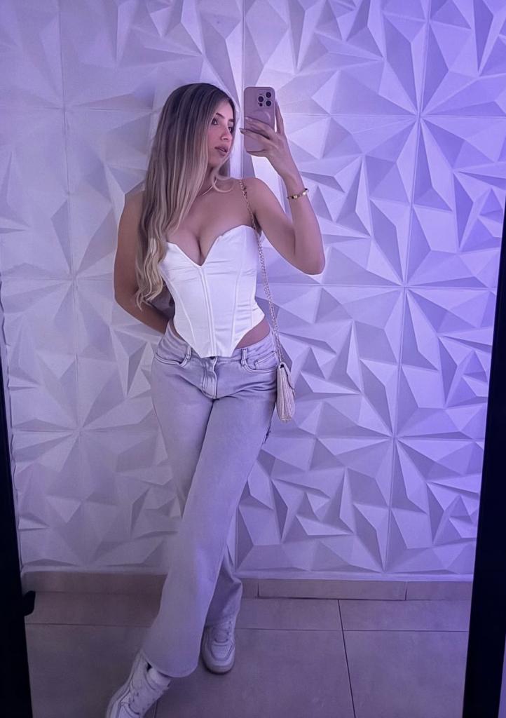 611280190: Chica busca chico en Granada