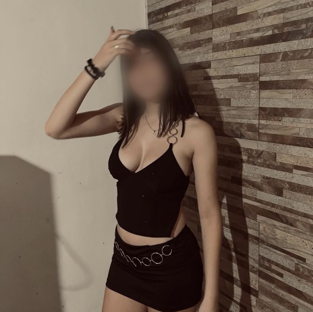 Chica busca chico en Murcia: Chica busca chico