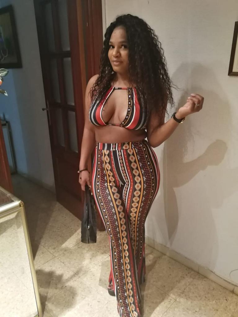 Chica busca chico en Almería: 