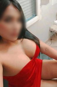 637582692: Chica busca chico en Sevilla