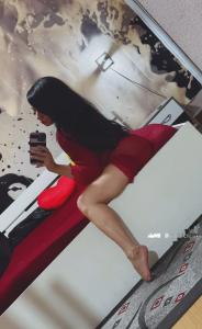 611235176: Chica busca chico en Cantabria