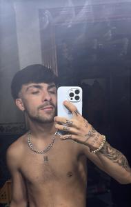 614832332: Chico busca chica en Madrid