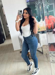 685804576: Chica busca chico en Málaga