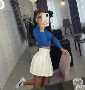 613950303: Chica busca chico en Málaga