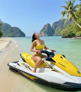 622188349: Chica busca chico en Navarra