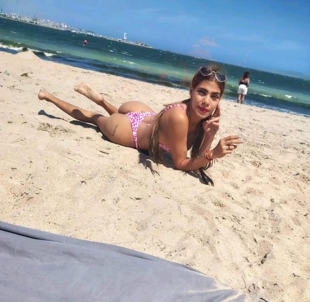 Chica busca chico en Cádiz: 