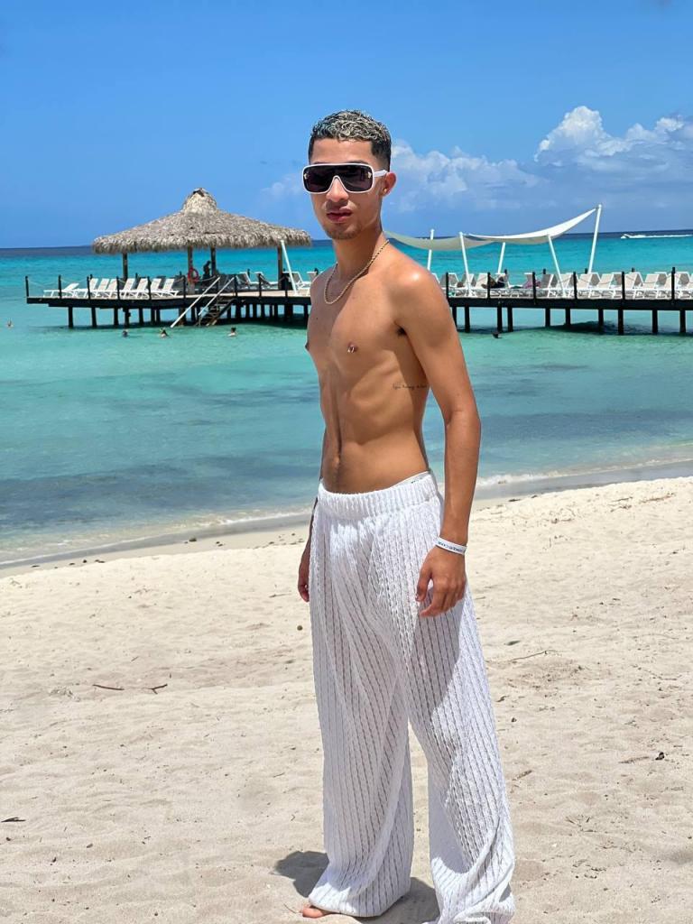 612267234: Chico busca chica en Alicante