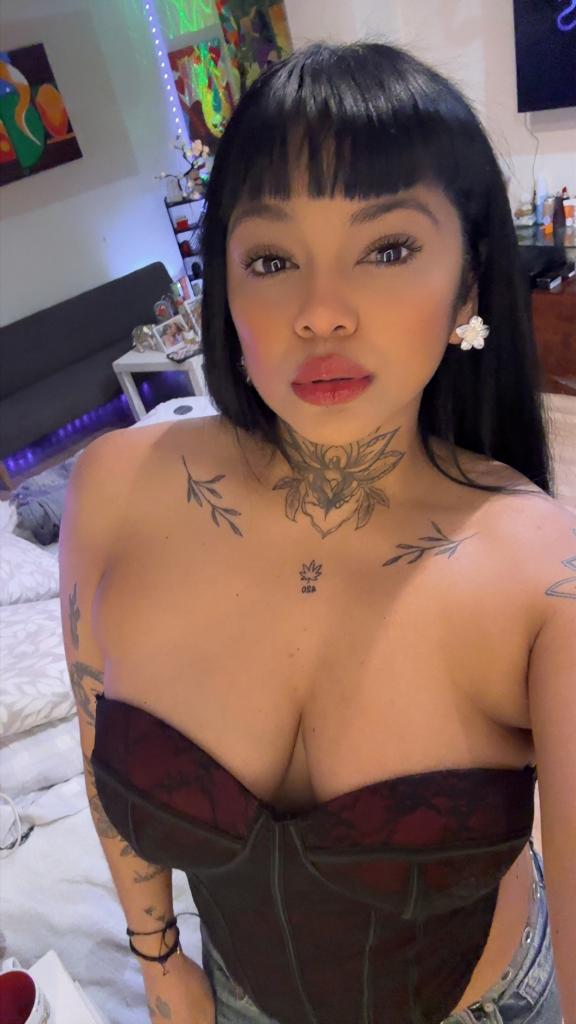 Chica busca chico en Orense: Chica busca chico