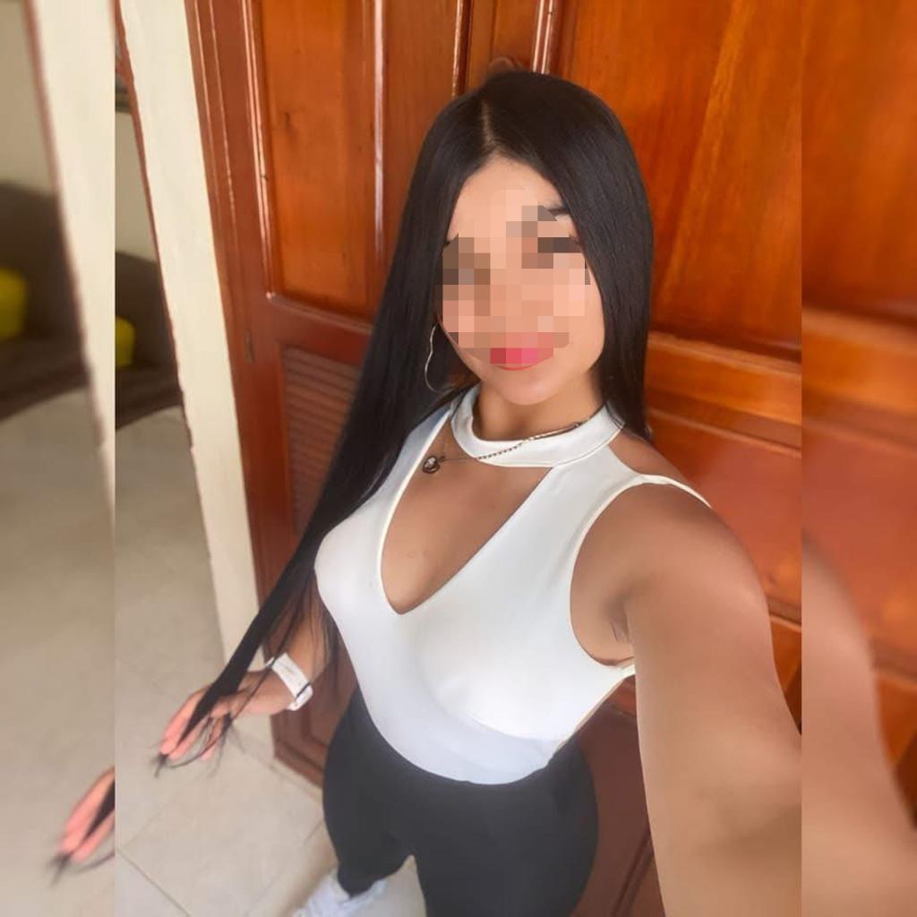 Chica busca chico en Murcia: Chica busca chico