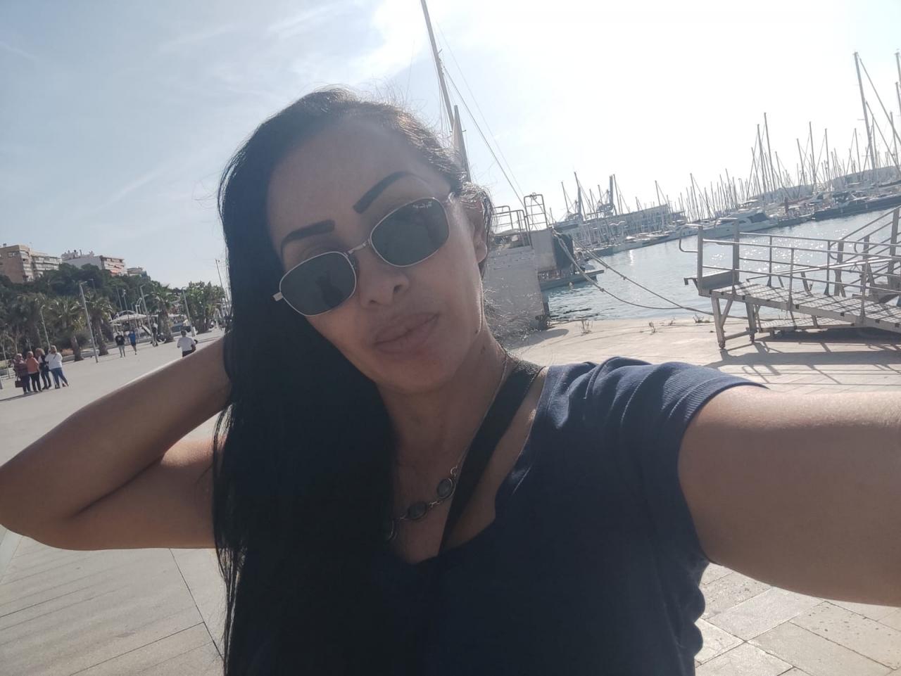 678581606: Chica busca chico en Mallorca