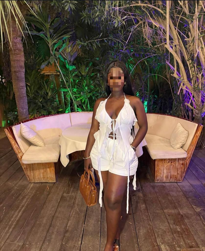 614577145: Chica busca chico en Alicante