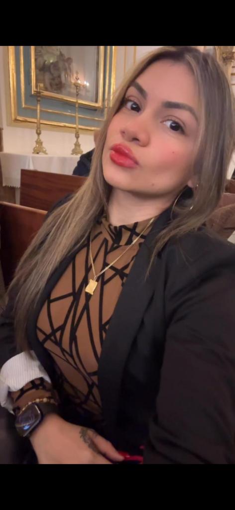 Chica busca chico en Valencia: Chica busca chico