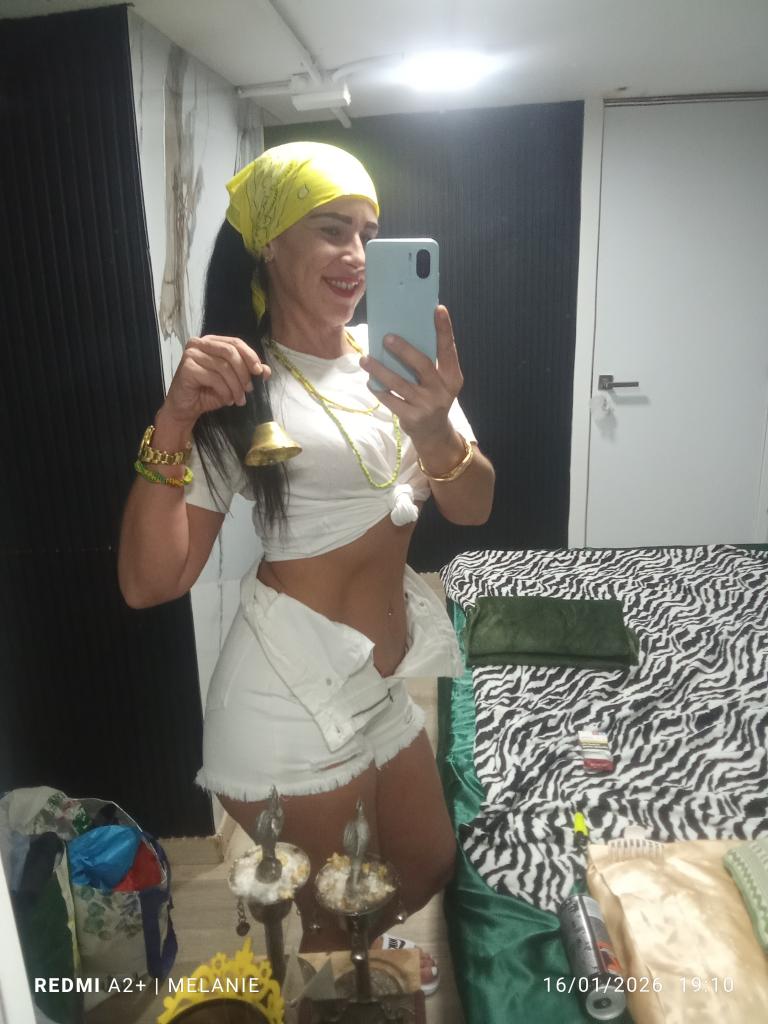 Chica busca chico en Las Palmas: 