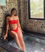 634063177: Chica busca chico en Pontevedra