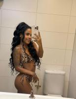 632386981: Chica busca chico en Barcelona