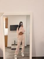 654479341: Chica busca chico en Barcelona