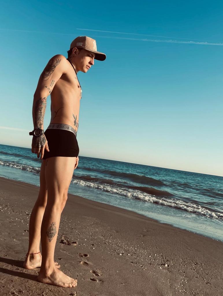 Chico busca chica en Tarragona: 